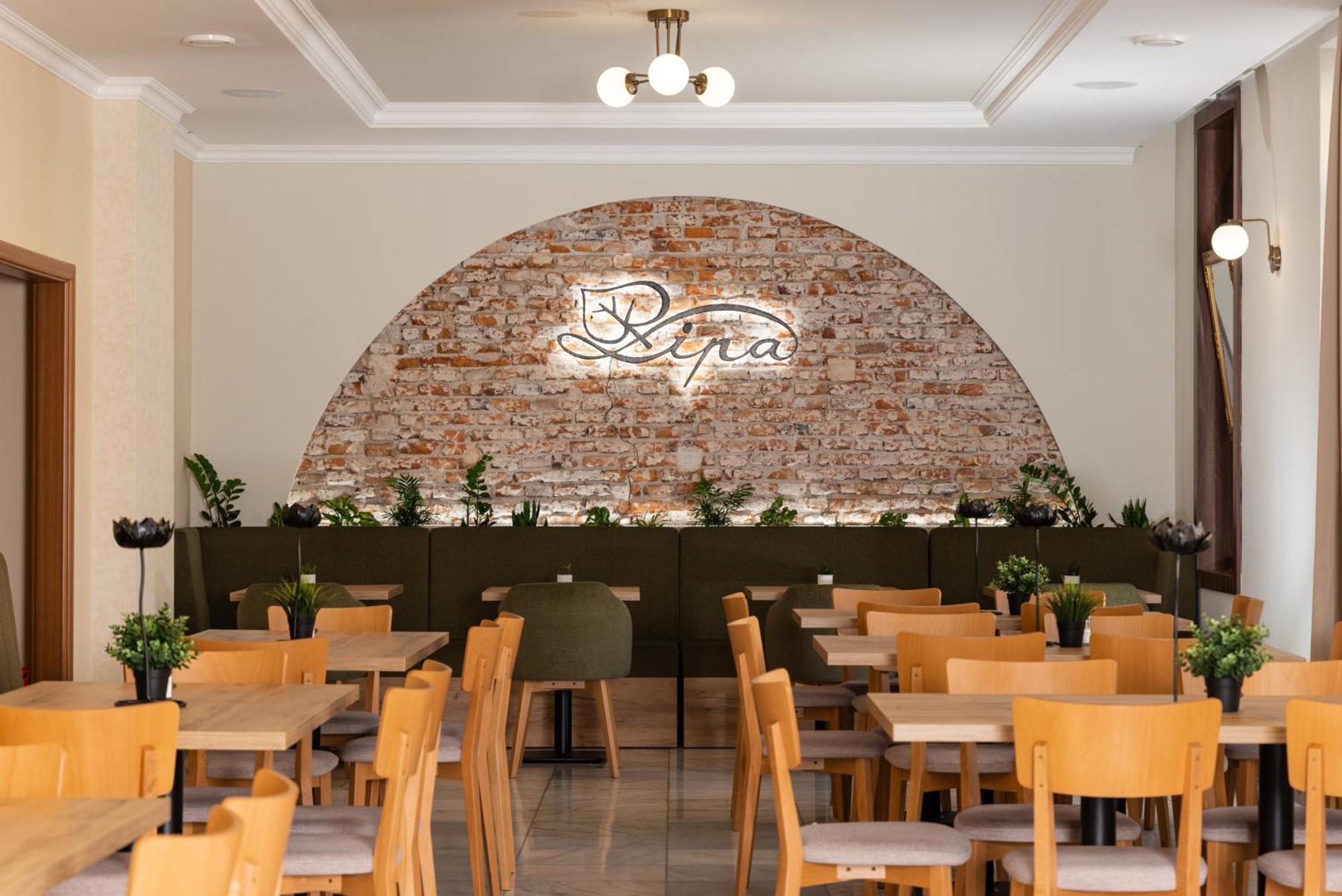 Hotel Lipa Bojnice Ngoại thất bức ảnh