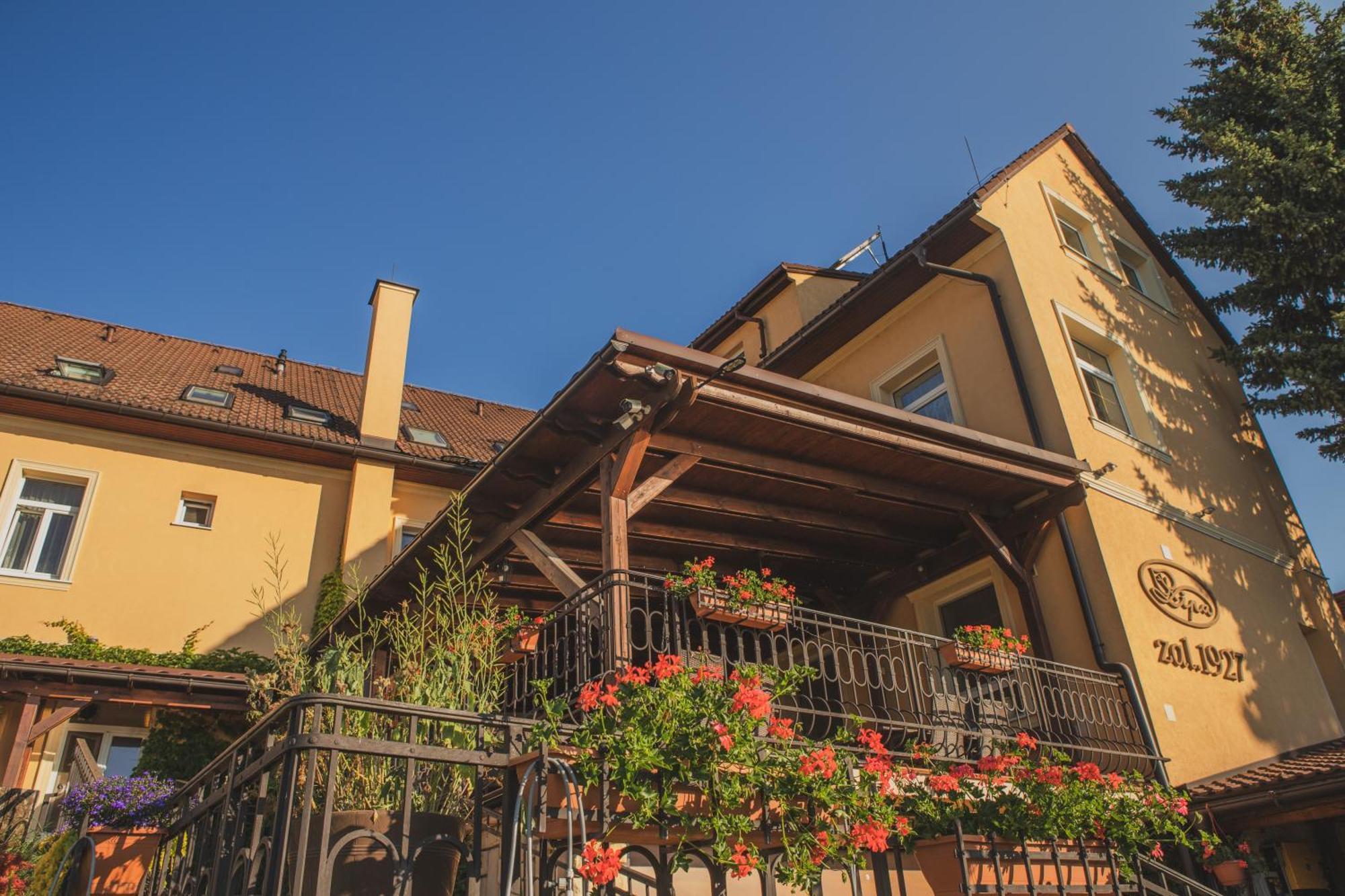 Hotel Lipa Bojnice Ngoại thất bức ảnh